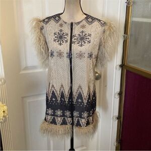 Yigal Azrouel Snowflake Patterned Vest with real Fur Trim, S